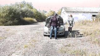 Random passerby helped mom fix vehicle and banged! into doggy style