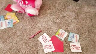 Little sister gets an accidental cummed by stepbrother