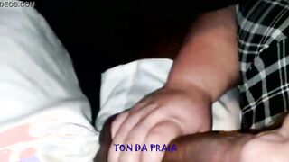 While Ton was driving, the Rides was doing a fellatio