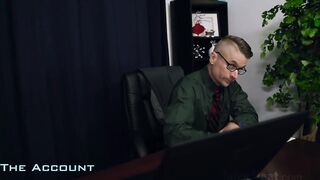 Office cougar - Krissy Lynn