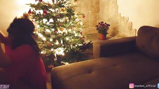 Christmas comes early and I find an escort under the tree