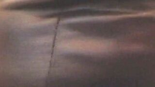 Reiko Hamano fucks her anal with the fucking machine