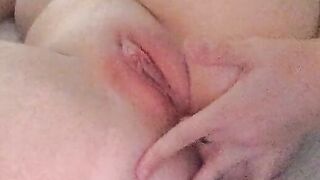 Amateur Barely Legal Anal Finger Bang