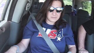 Tit play into the vehicle!