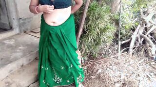 Indian Mom Aunty Outdoors Huge Juicy Breasts Flashing Compilation