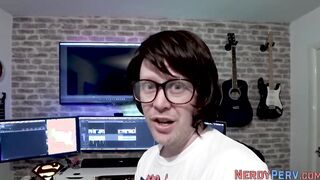 Real bimbo blows Yorkshire geek