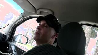 Auf der Ladeflaeche des Pickup gefickt