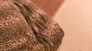 Having Deepthroat Arousing penis Sucking Experience To feel