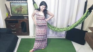 Paty Booty gets soak while preparing an actress for the