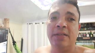 Paty Booty gets soak while preparing an actress for the