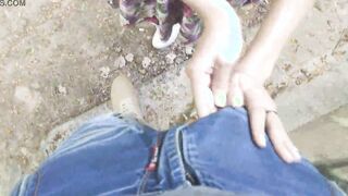 Outside oral sex from a Bombshell inside a dress, showed itself!