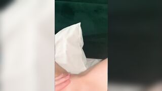 Hottie women with Cutie foot masturbating