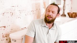 Soak blonde mom Laney Grey slipped on long rough cock