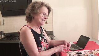 my aunt inside heat