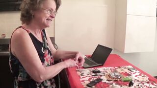 my aunt inside heat