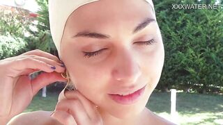 Lidia Skukoha masturbates inside the swimming pool