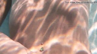 Lidia Skukoha masturbates inside the swimming pool