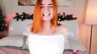 Adorable redhair web cam bimbo can deep throat a big sex toy