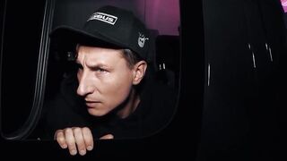 LETSDOEIT - Halloween Bus Plowed For German Hoe Jezzicat