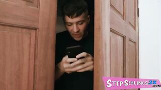 StepSiblings3x.com - The babes have multiple orgasms on his rod