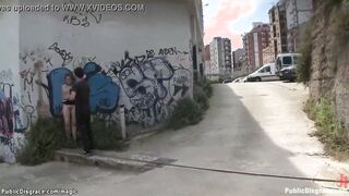 European hoe gets facial into outdoors