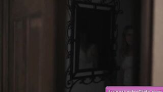 Hottie dyke 19 year old Chloe Cherry, Serene Siren eating twat inside