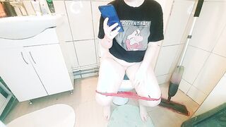 The baby peed and finished inside the bathroom
