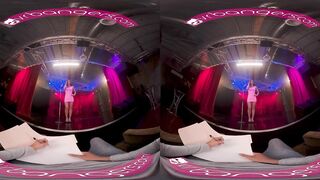 VRBangers-Skinny 18 yo Paige Owens Performance's her bimbo talent on and of stage VR