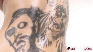 Interview with big boobed inked beauty Genevieve Sinn