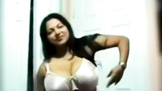 chubby cunt with mouth gets naked and fucks