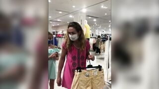 Hottie mom Upskirt