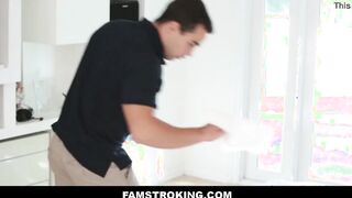 Eighteen Stepsister And Stepbrother Screwed During Thanksgiving Family Dinner -