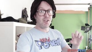 Big Titted newbie sucking off nerds cock