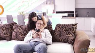 OLD4K. sexy Women willingly gets it on with mature man