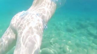 Nude inside the sea sexy huge BOOTY outdoors