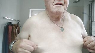 i love my titties