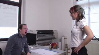 Sandy - Die Praktikantin mit den Nuttenstiefeln
