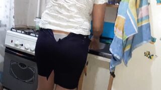While my stepmother was washing the dishes, I masturbated