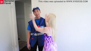 Unemployed Blonde Hoe Gets Offers By Banging oriental Mailman -
