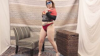 COSPLAY SUPERGIRL Big Hooters mom Girlfriend Thursday Orgasm