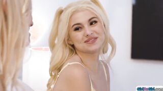 Step-Daughter helps stepmom masturbating