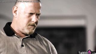 Man with 2 wives Dee Williams and Katie Morgan has