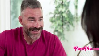 Why Does Your Mouth Smell Like Snatch? Are You Fucking