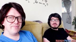 Amateur blows nerds cock