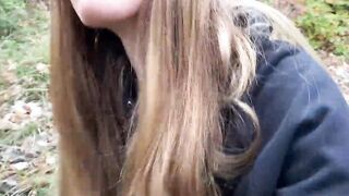 Bae Teenie give Shoejob on the Rain with older Vans