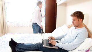 Cuckold view while Young Dude Pounded his goddess milf Wifey Jasmine
