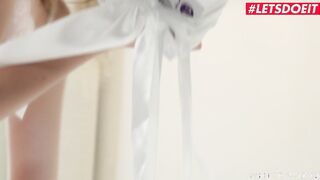 WHITEBOXXX - (Isabella De Laa, Charlie Dean) - Beauty Teenie