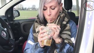 intense pissing!! pissed and drank !!!