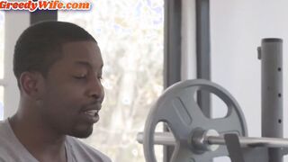 Housewife anally screwed inside interracial duo by coach