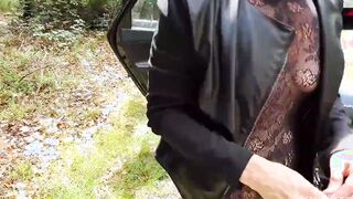 Lusty Mom Fucks the Towbar & Offer a Bj at the Same Time!!